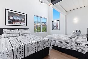 Indy Stadium Villas 711 L