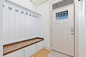 Indy Stadium Villas 711 L