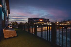 Indy Stadium Villas 711 L