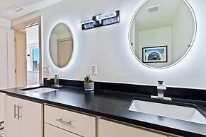 Indy Stadium Villas 711 L