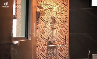 Tam Coc Center Luxury Hotel & Villa