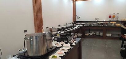 Tam Coc Center Luxury Hotel & Villa