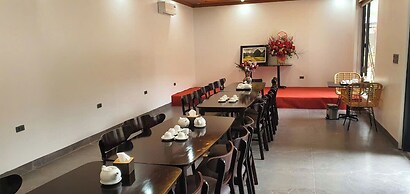 Tam Coc Center Luxury Hotel & Villa