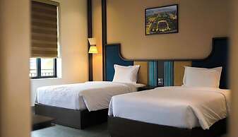 Tam Coc Center Luxury Hotel & Villa