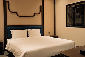 Tam Coc Center Luxury Hotel & Villa