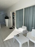 Halllandsnes Apartments