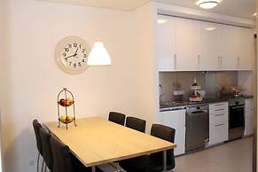 Halllandsnes Apartments