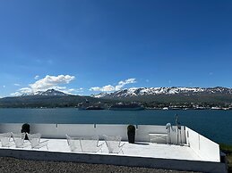 Halllandsnes Apartments