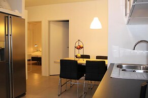 Halllandsnes Apartments