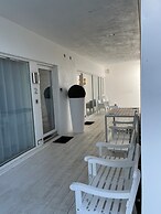 Halllandsnes Apartments