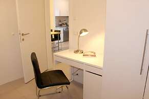 Halllandsnes Apartments