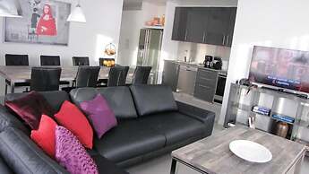 Halllandsnes Apartments