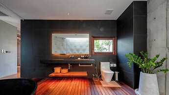 Vows Villa Beachfront