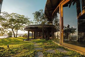 Vows Villa Beachfront