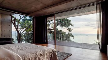 Vows Villa Beachfront