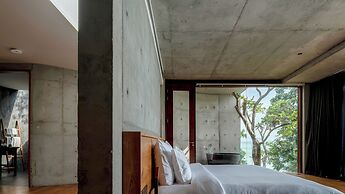 Vows Villa Beachfront