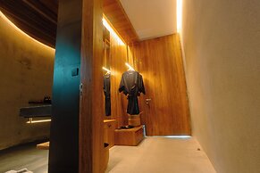 Vows Villa Beachfront