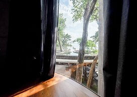 Vows Villa Beachfront