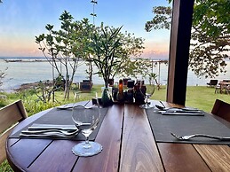 Vows Villa Beachfront