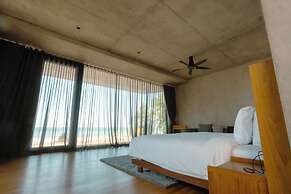 Vows Villa Beachfront