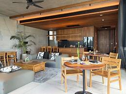 Vows Villa Beachfront