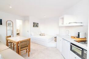 Blu Dot Tinos by TinosHost