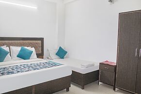 Hotel Dolphin Near IGI Airport