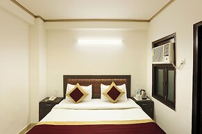 Hotel Dolphin Near IGI Airport