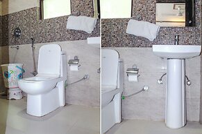 Hotel Dolphin Near IGI Airport