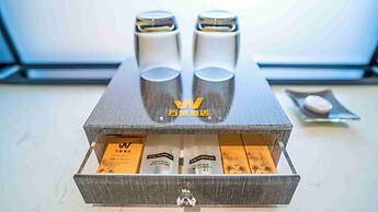 Yuntai Guanjing International Hotel