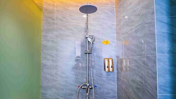 Yuntai Guanjing International Hotel