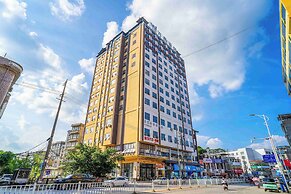 Yuntai Guanjing International Hotel