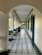 La Planta Hotel and Restaurant