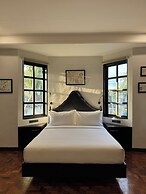 La Planta Hotel and Restaurant