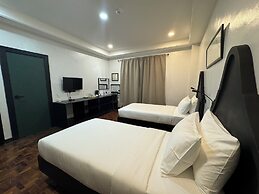 La Planta Hotel and Restaurant