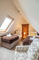 The Threshing Barn-Stunning 5 BD Retreat