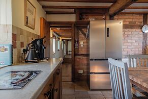 The Threshing Barn-Stunning 5 BD Retreat