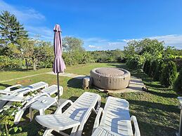 Vila Nera Banstol Cottage