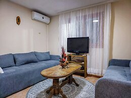 Vila Nera Banstol Cottage