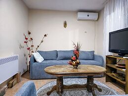 Vila Nera Banstol Cottage