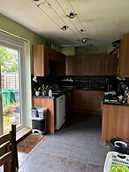 6guests-parking-petsok-familyfriendly-garden