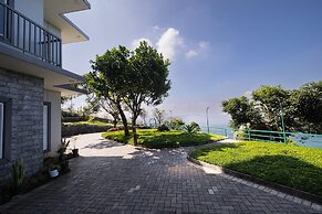 Avadale Idukki - Stag Groups Not Allowed