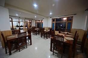 The Bulevar - Alpine