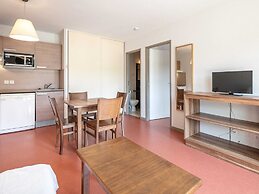 Alpine Escape Near Slopes