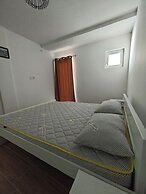 Luna Apartments