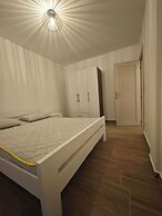 Luna Apartments
