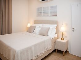 Villa Nada - Unique and Artistic