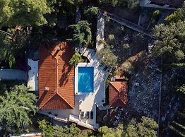 Villa Nada - Unique and Artistic