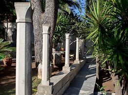 Villa Nada - Unique and Artistic