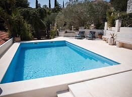 Villa Nada - Unique and Artistic